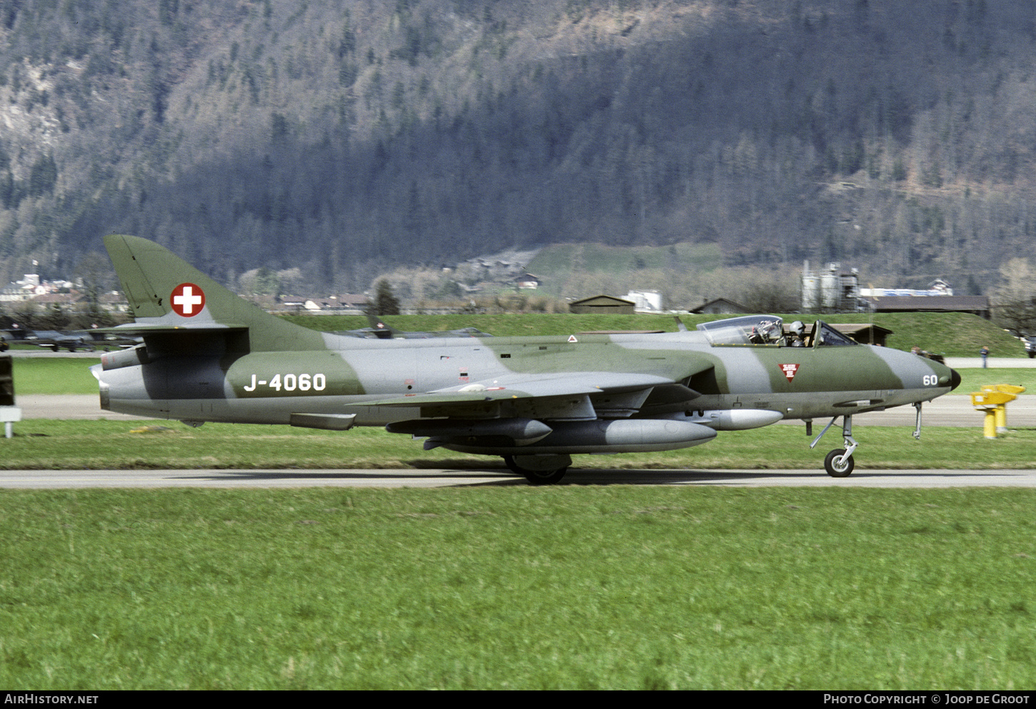 Aircraft Photo of J-4060 | Hawker Hunter F58 | Switzerland - Air Force | AirHistory.net #461489
