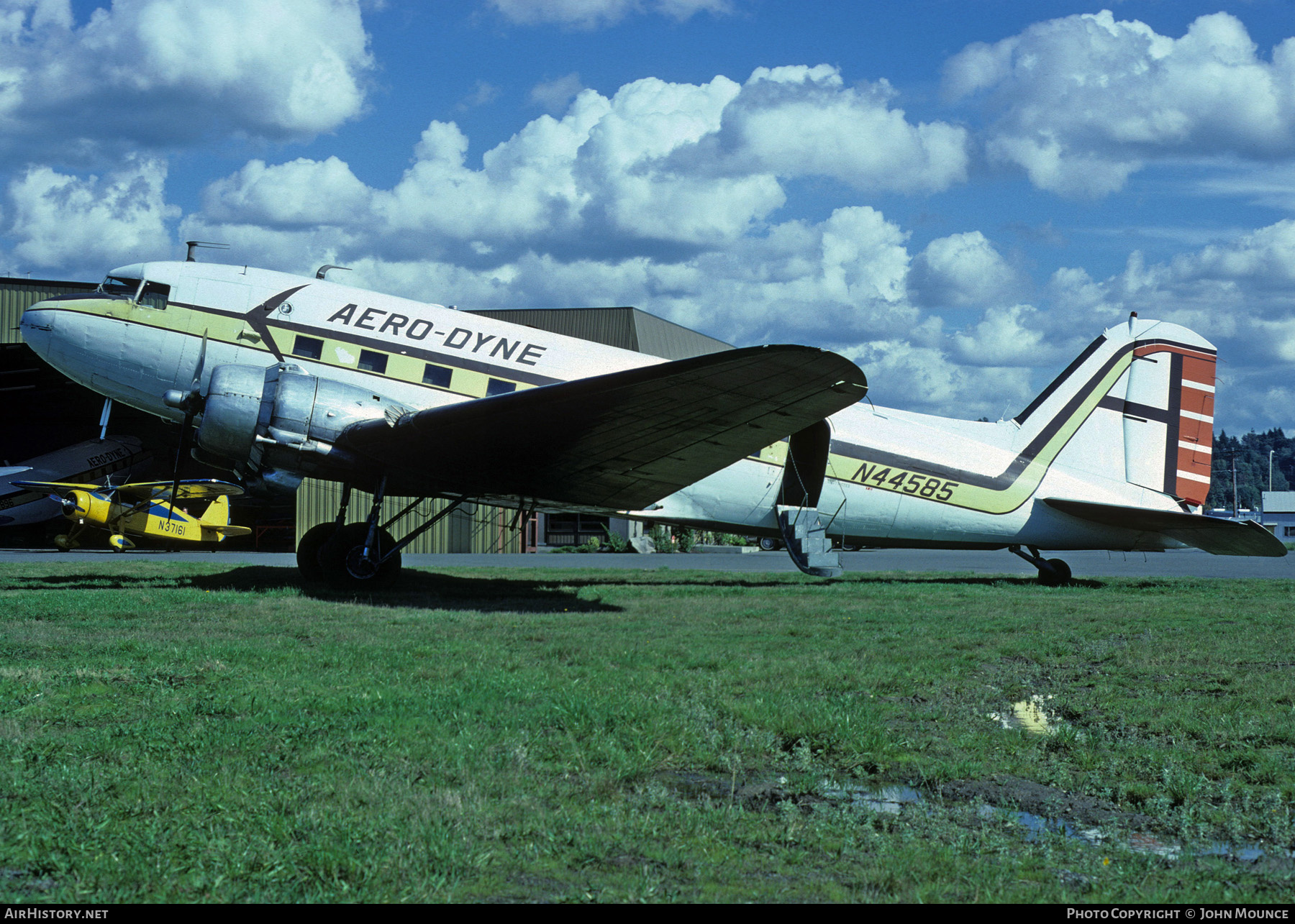 Aircraft Photo of N44585 | Douglas C-47A Skytrain | Aero-Dyne | AirHistory.net #461514