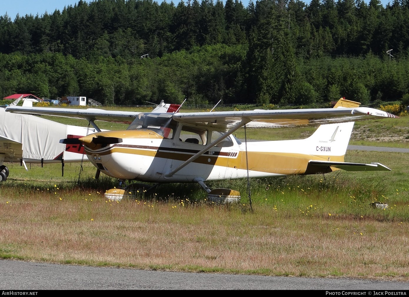 Aircraft Photo of C-GXUN | Cessna 172M Skyhawk | AirHistory.net #461569