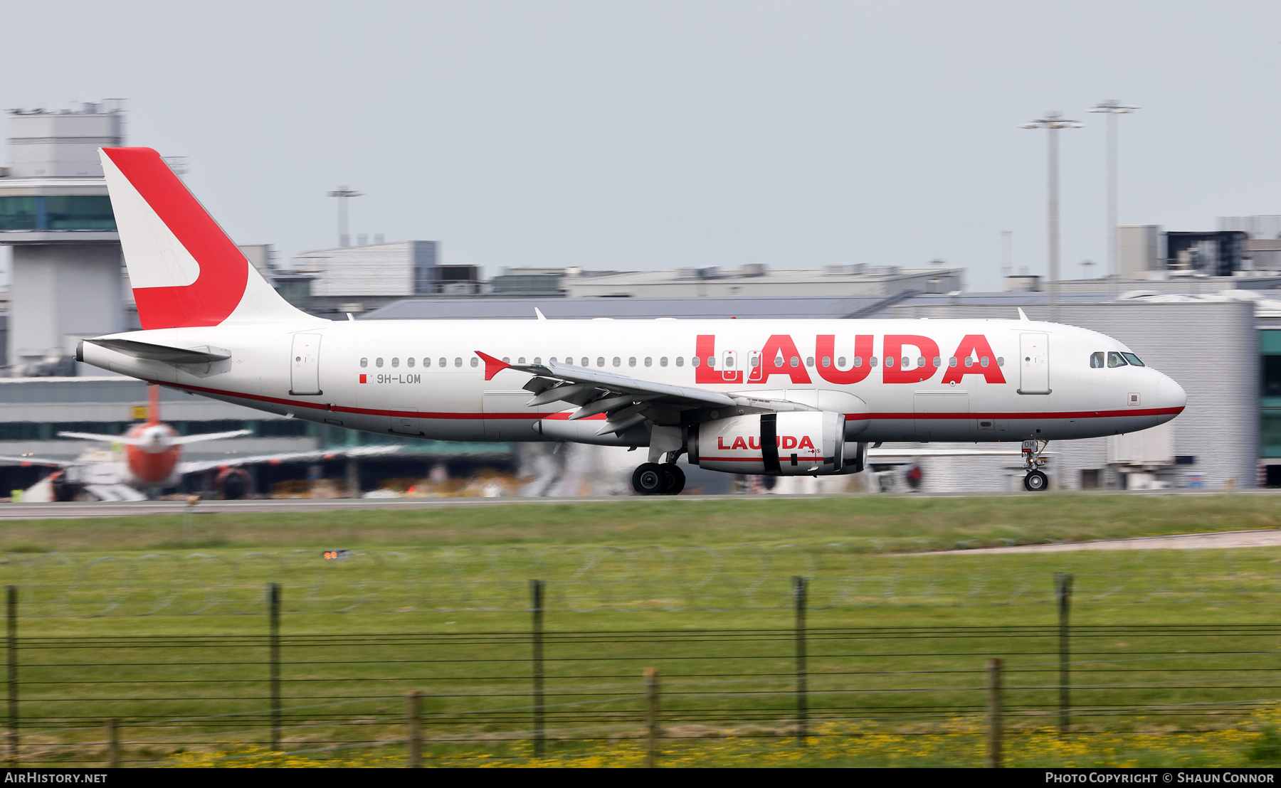 Aircraft Photo of 9H-LOM | Airbus A320-232 | Lauda | AirHistory.net #461609
