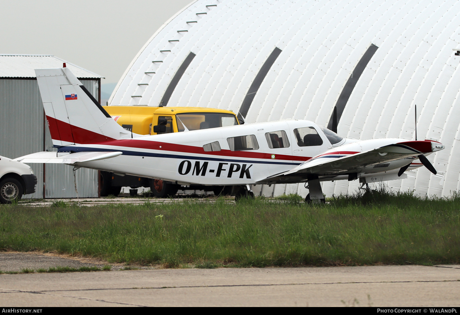 Aircraft Photo of OM-FPK | Piper PA-34-200T Seneca II | AirHistory.net #461880