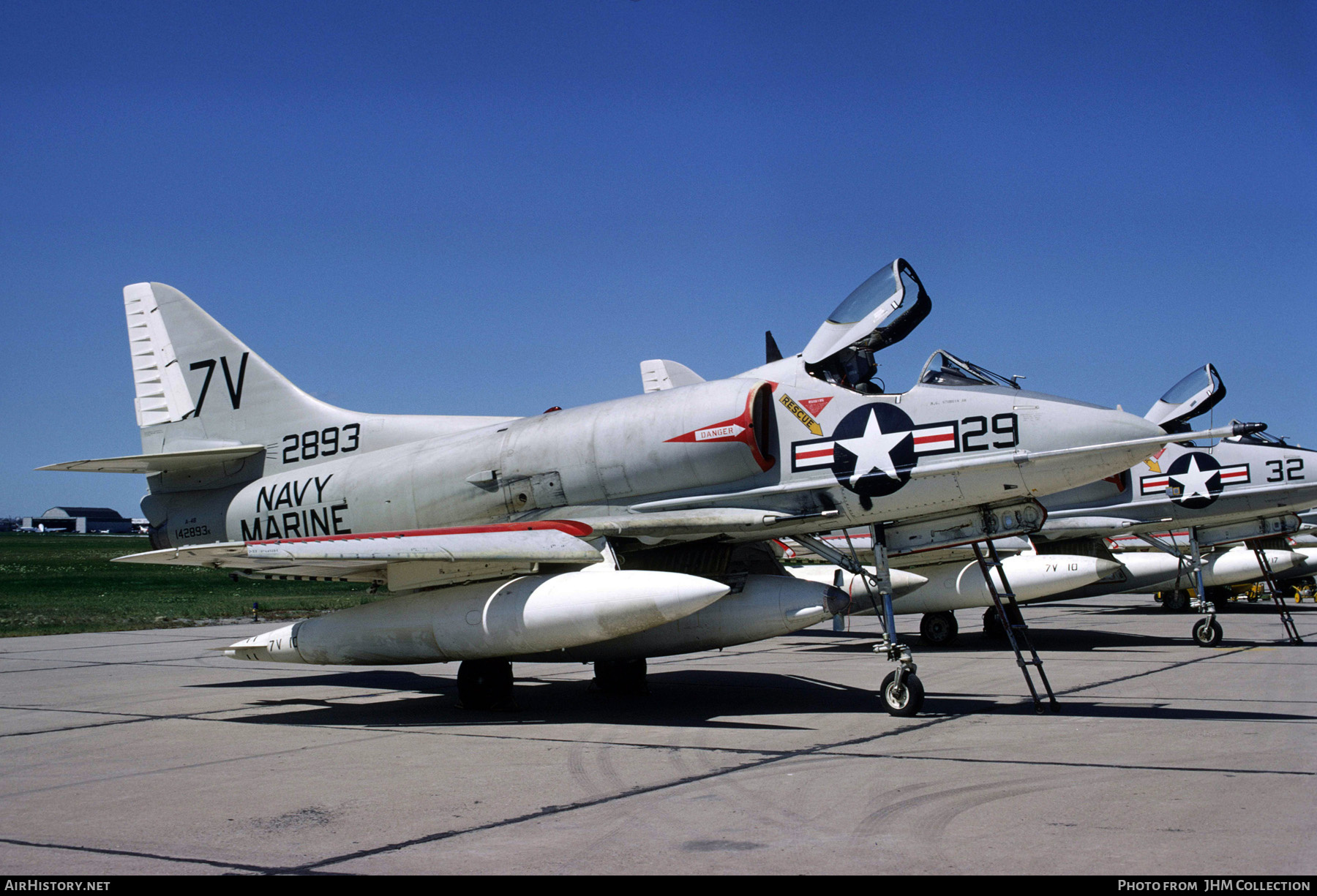 Aircraft Photo of 142893 | Douglas A-4B Skyhawk | USA - Navy | AirHistory.net #461991