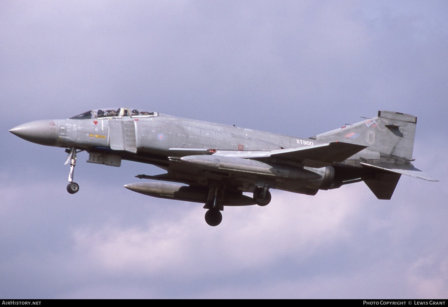 Aircraft Photo of XT900 | McDonnell Douglas F-4M Phantom FGR2 | UK - Air Force | AirHistory.net #462046
