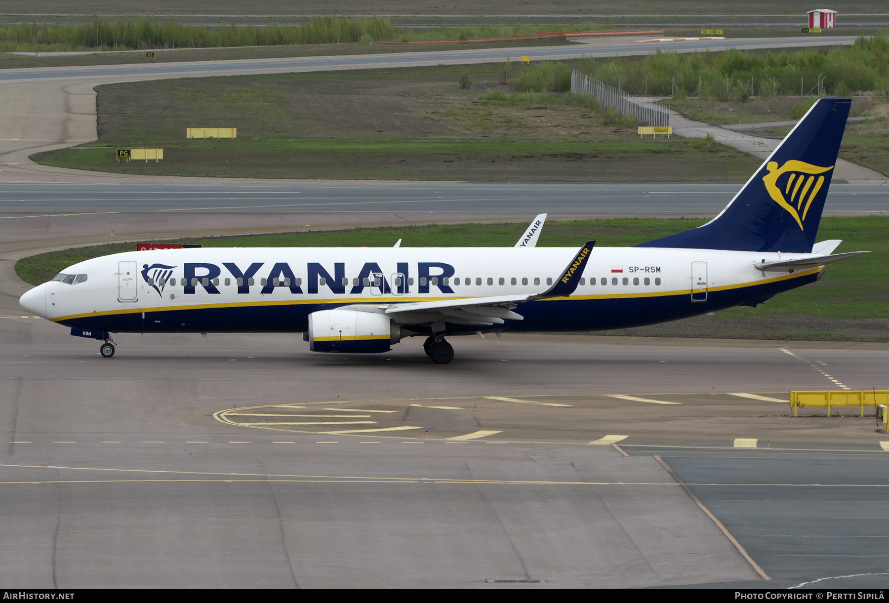 Aircraft Photo of SP-RSM | Boeing 737-800 | Ryanair | AirHistory.net #462149