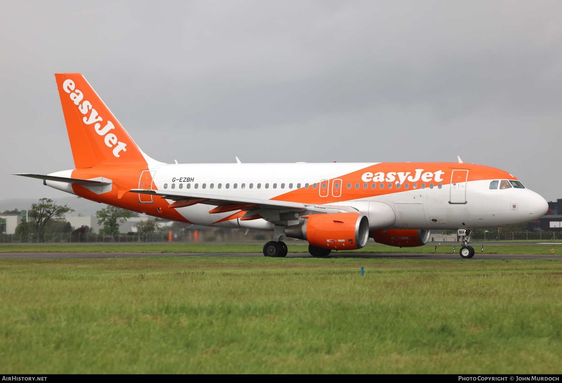 Aircraft Photo of G-EZBH | Airbus A319-111 | EasyJet | AirHistory.net #462195