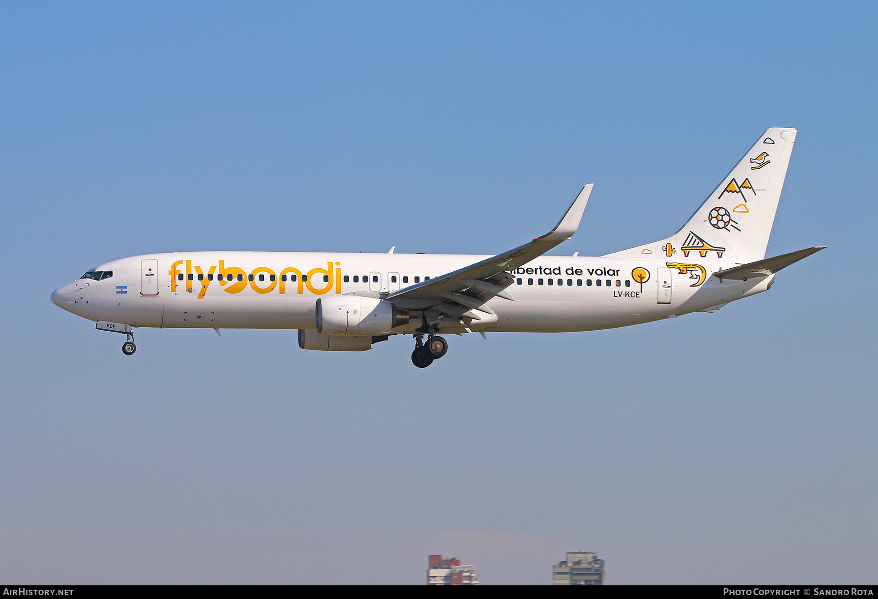 Aircraft Photo of LV-KCE | Boeing 737-8Q8 | FlyBondi | AirHistory.net #462229