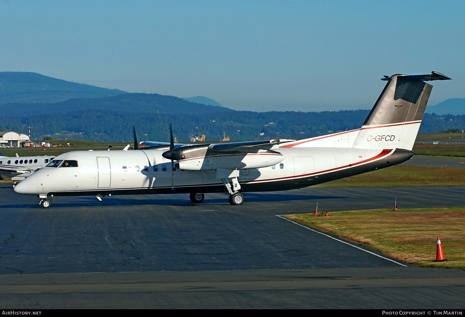 Aircraft Photo of C-GFCD | Bombardier DHC-8-315Q Dash 8 | AirHistory.net #462286