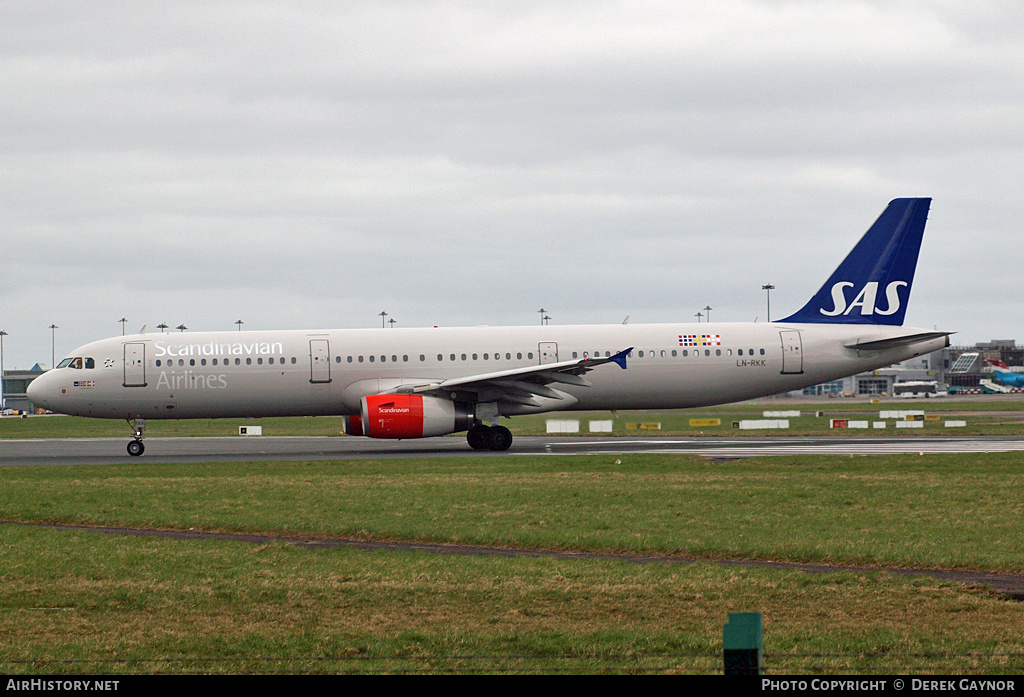 Aircraft Photo of LN-RKK | Airbus A321-232 | Scandinavian Airlines - SAS | AirHistory.net #462291