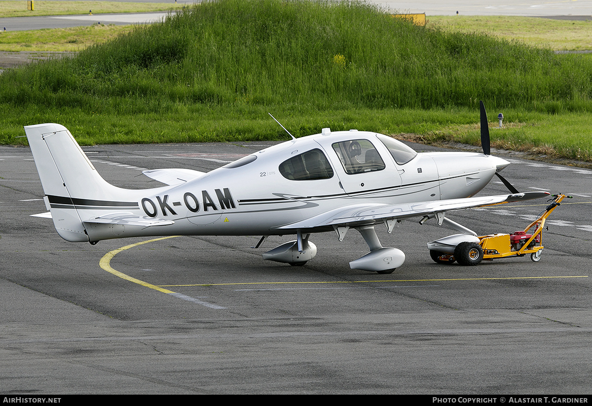 Aircraft Photo of OK-OAM | Cirrus SR-22 G5-GTS | AirHistory.net #462317