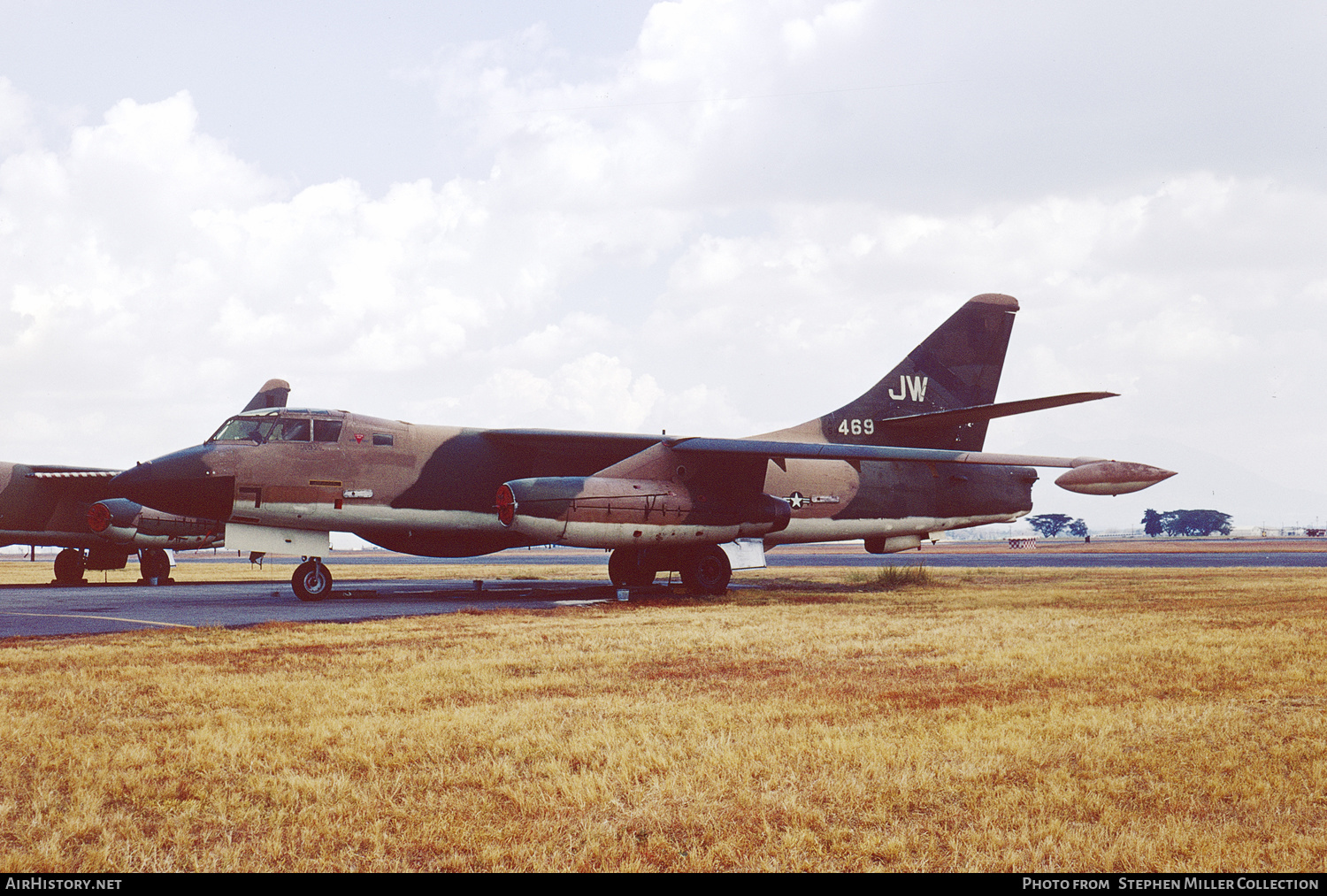 Aircraft Photo of 54-469 / AF54-469 | Douglas EB-66C Destroyer | USA - Air Force | AirHistory.net #462334