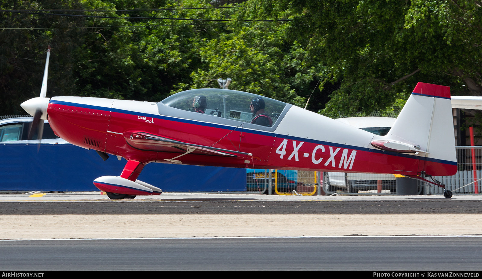 Aircraft Photo of 4X-CXM | Extra EA-300L | AirHistory.net #462345