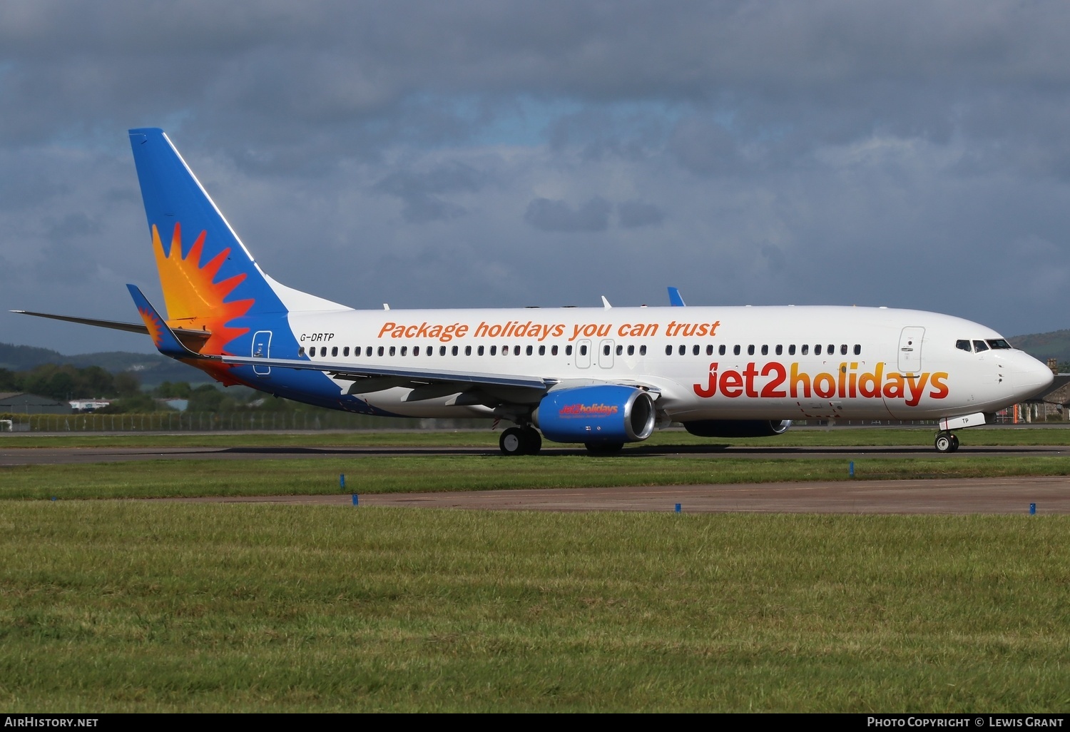 Aircraft Photo of G-DRTP | Boeing 737-8AL | Jet2 Holidays | AirHistory.net #462353