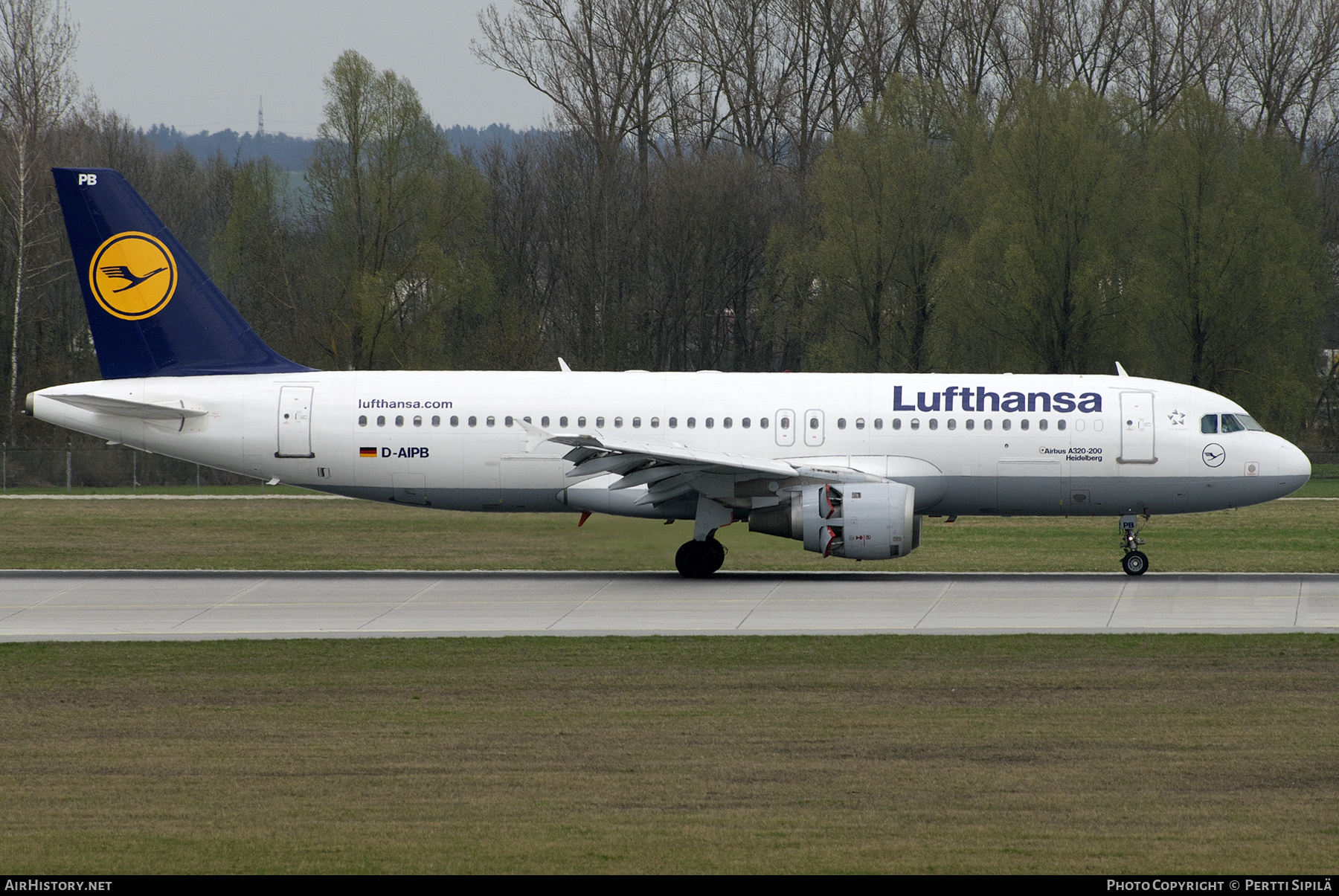 Aircraft Photo of D-AIPB | Airbus A320-211 | Lufthansa | AirHistory.net #462393