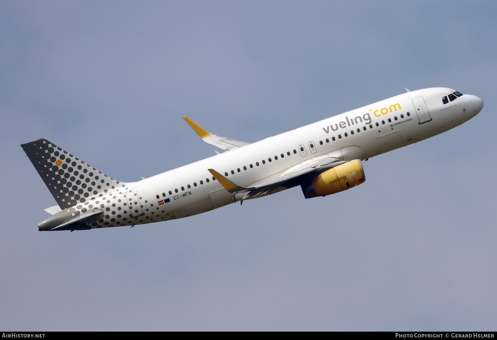 Aircraft Photo of EC-MFN | Airbus A320-232 | Vueling Airlines | AirHistory.net #462408