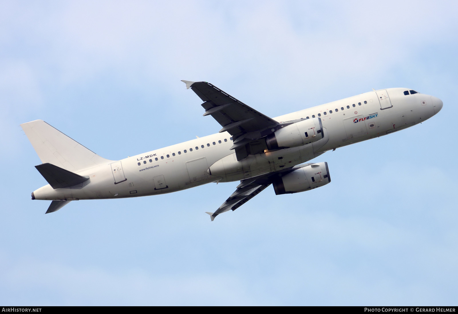 Aircraft Photo of LZ-MDK | Airbus A320-232 | Fly2Sky | AirHistory.net #462409