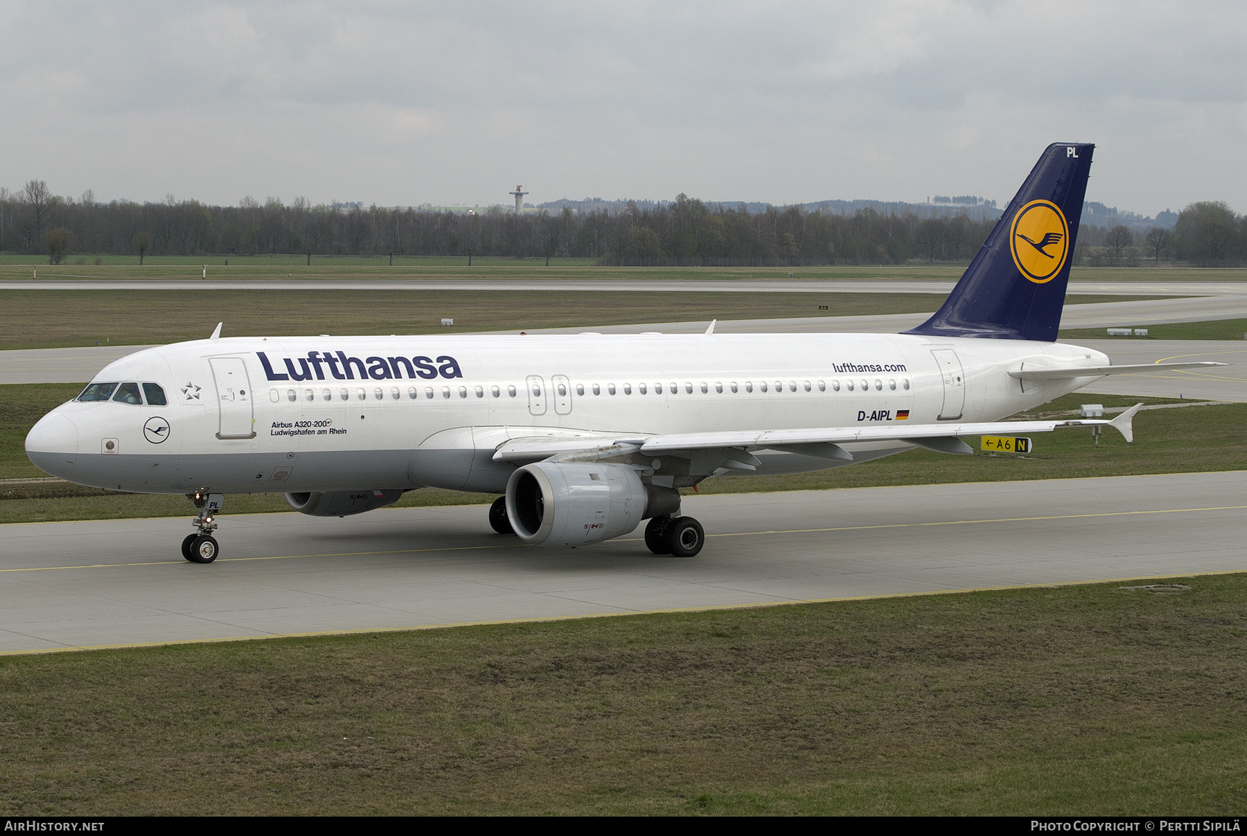 Aircraft Photo of D-AIPL | Airbus A320-211 | Lufthansa | AirHistory.net #462411