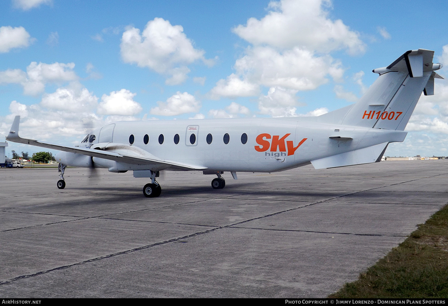 Aircraft Photo of HI1007 | Beech 1900D | Sky High Aviation | AirHistory.net #462445