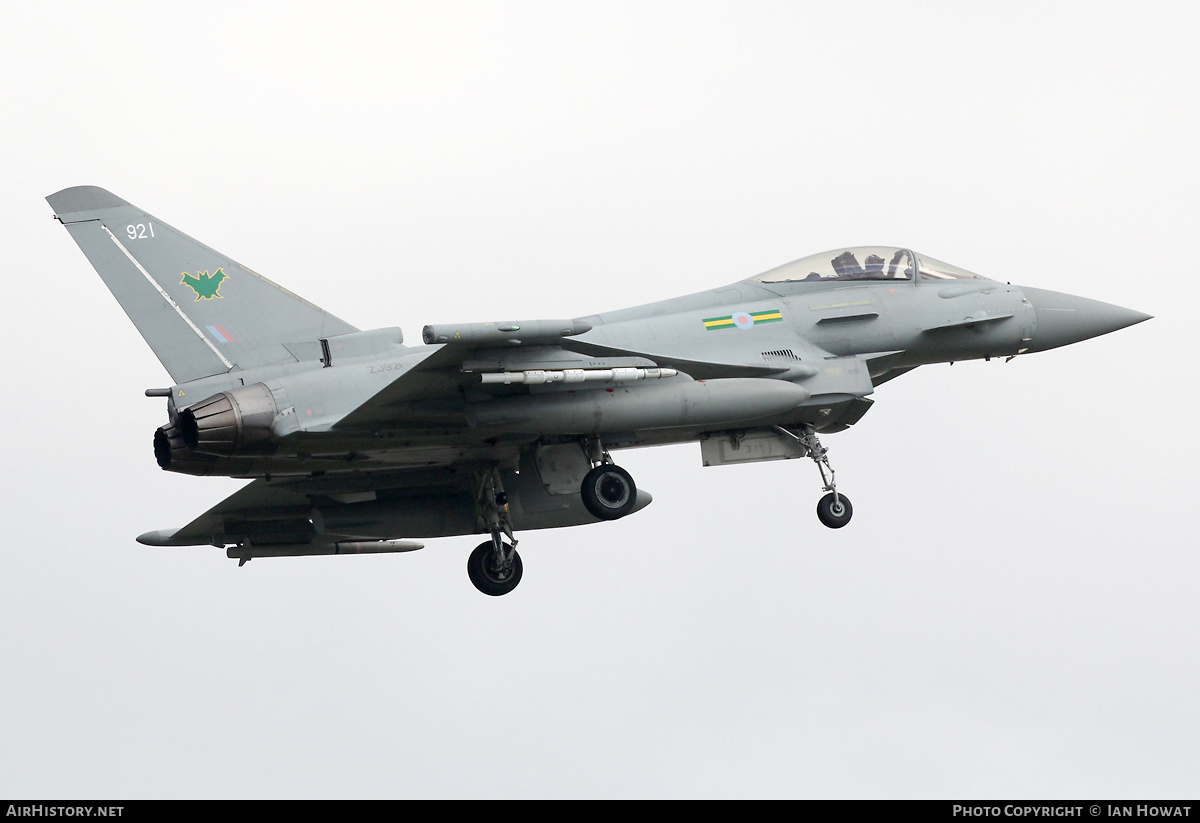 Aircraft Photo of ZJ921 | Eurofighter EF-2000 Typhoon FGR4 | UK - Air Force | AirHistory.net #462449