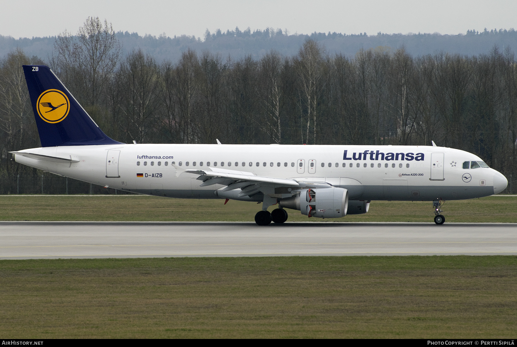 Aircraft Photo of D-AIZB | Airbus A320-214 | Lufthansa | AirHistory.net #462552