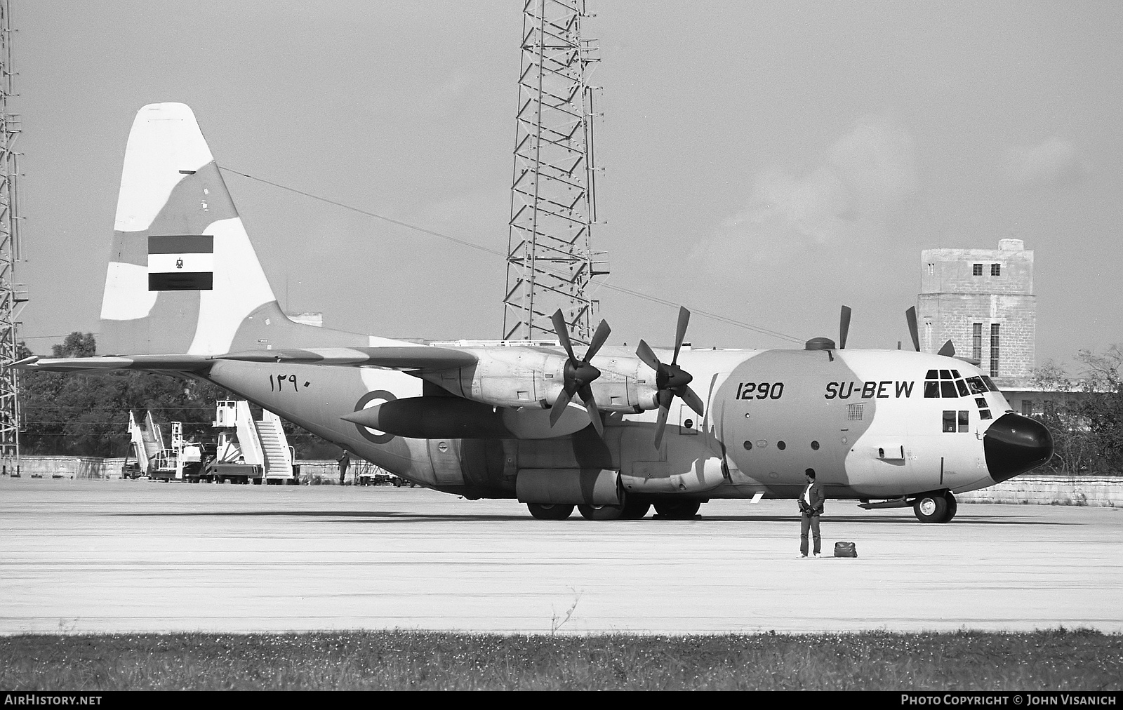 Aircraft Photo of 1290 / ۱۲۹۰ | Lockheed C-130H Hercules (L-382) (Karnaf) | Egypt - Air Force | AirHistory.net #462652