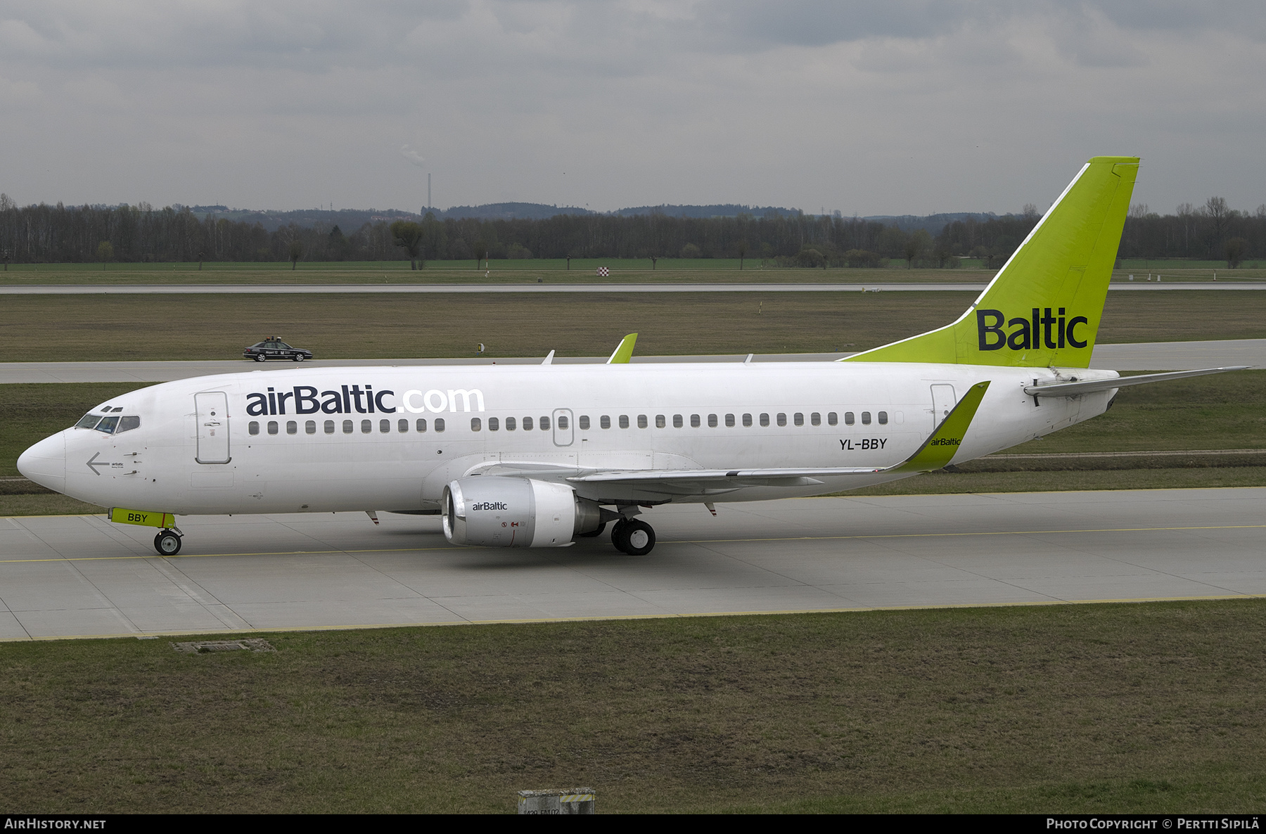 Aircraft Photo of YL-BBY | Boeing 737-36Q | AirBaltic | AirHistory.net #462720
