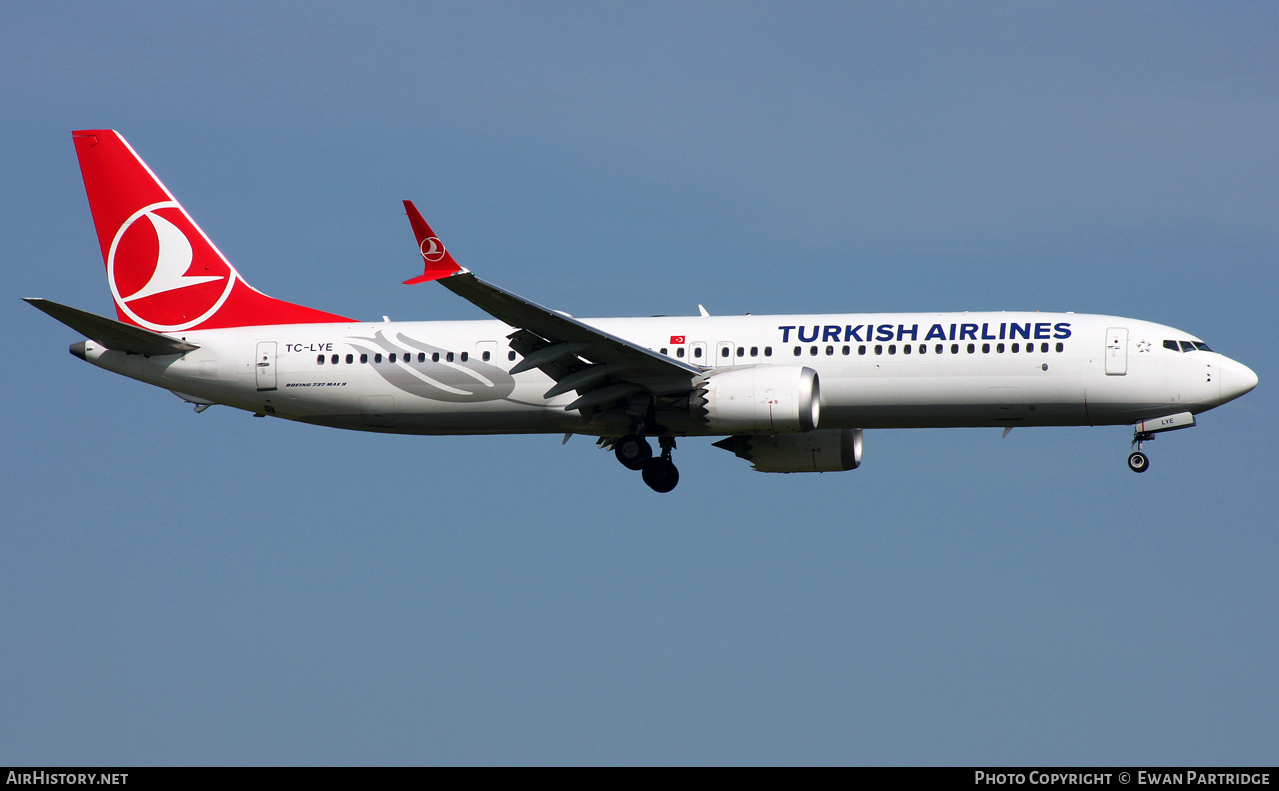 Aircraft Photo of TC-LYE | Boeing 737-9 Max 9 | Turkish Airlines | AirHistory.net #462770