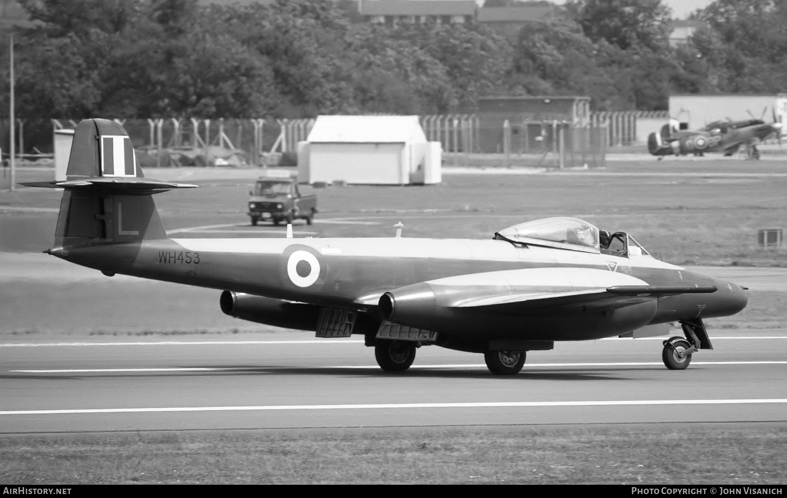 Aircraft Photo of WH453 | Gloster Meteor D16 | UK - Air Force | AirHistory.net #462936