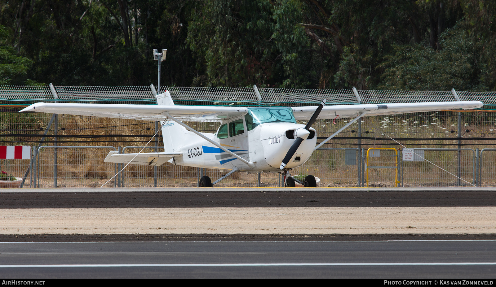 Aircraft Photo of 4X-CGJ | Cessna 172M Skyhawk | Sky Aviation | AirHistory.net #462977
