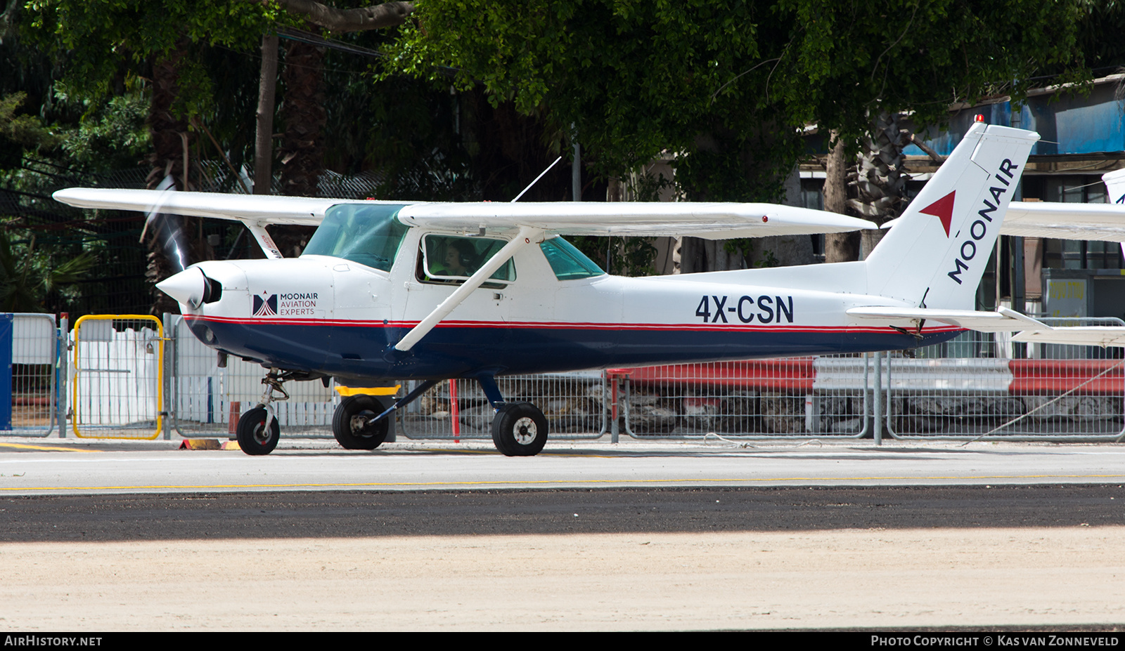 Aircraft Photo of 4X-CSN | Cessna 152 | MoonAir | AirHistory.net #462986