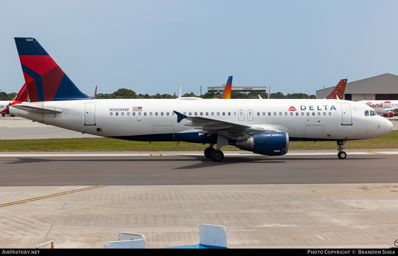 Aircraft Photo of N360NW | Airbus A320-212 | Delta Air Lines | AirHistory.net #462993