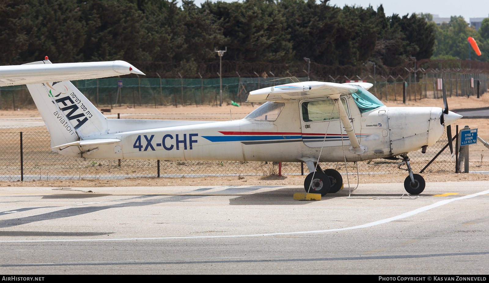 Aircraft Photo of 4X-CHF | Cessna 152 | FNA Aviation | AirHistory.net #462994