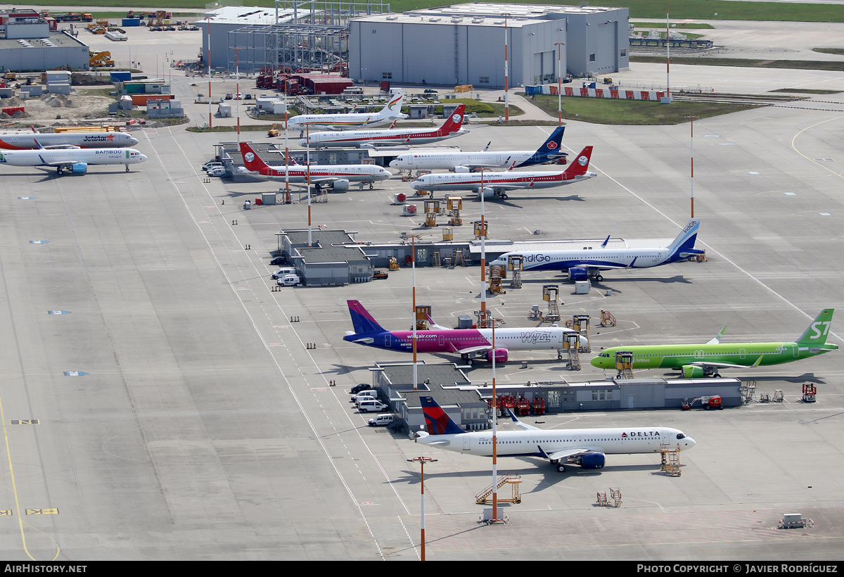 Airport photo of Hamburg - Finkenwerder (EDHI / XFW) in Germany | AirHistory.net #463043