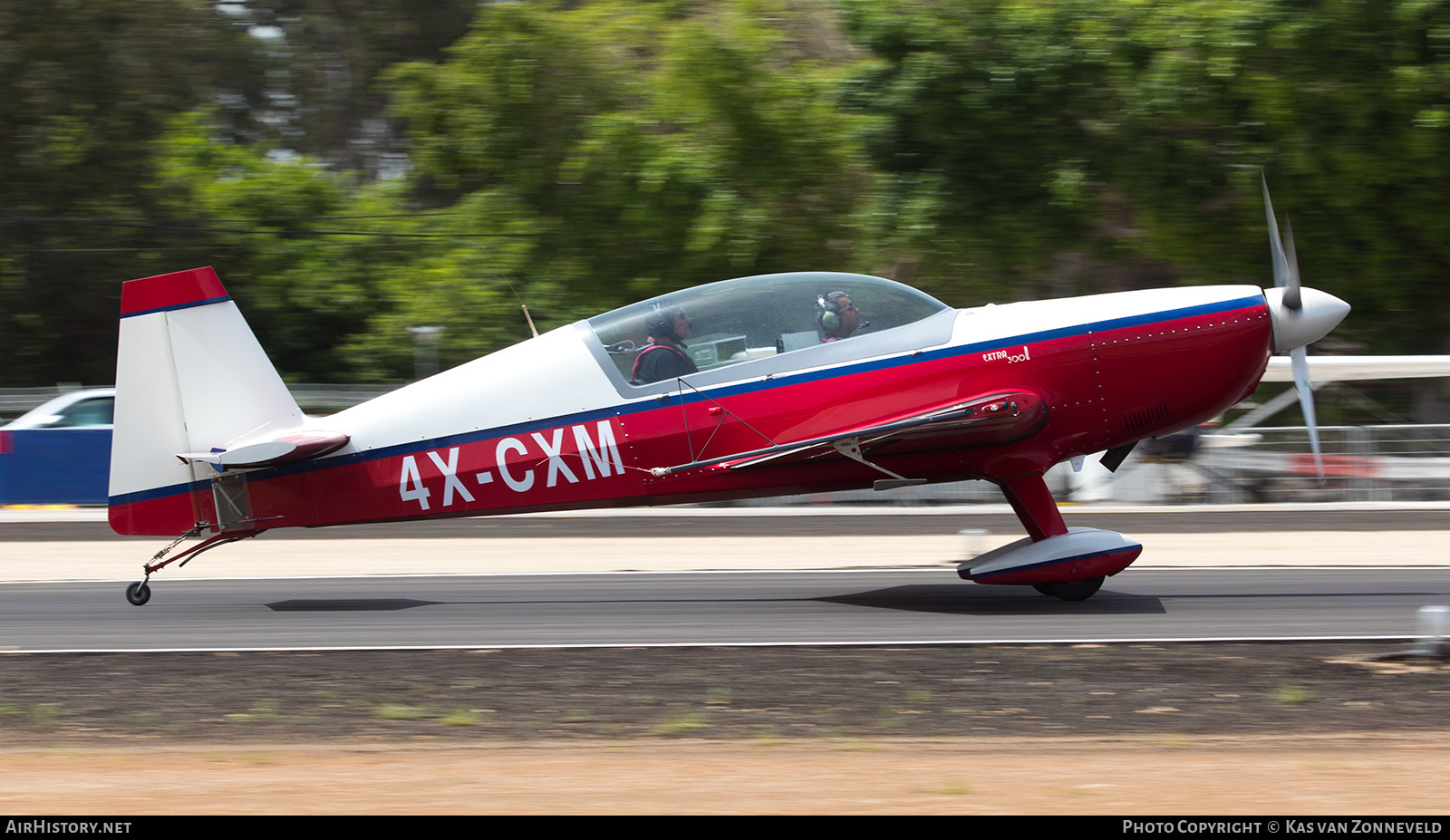 Aircraft Photo of 4X-CXM | Extra EA-300L | AirHistory.net #463064