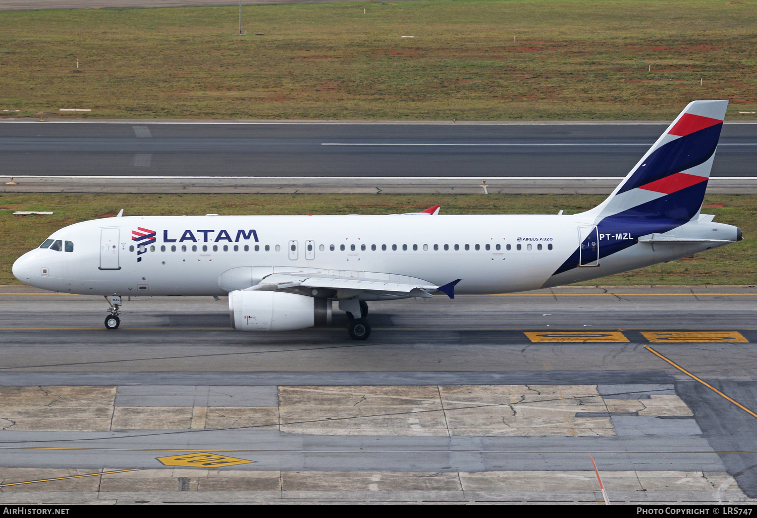 Aircraft Photo of PT-MZL | Airbus A320-232 | LATAM Airlines | AirHistory.net #463257