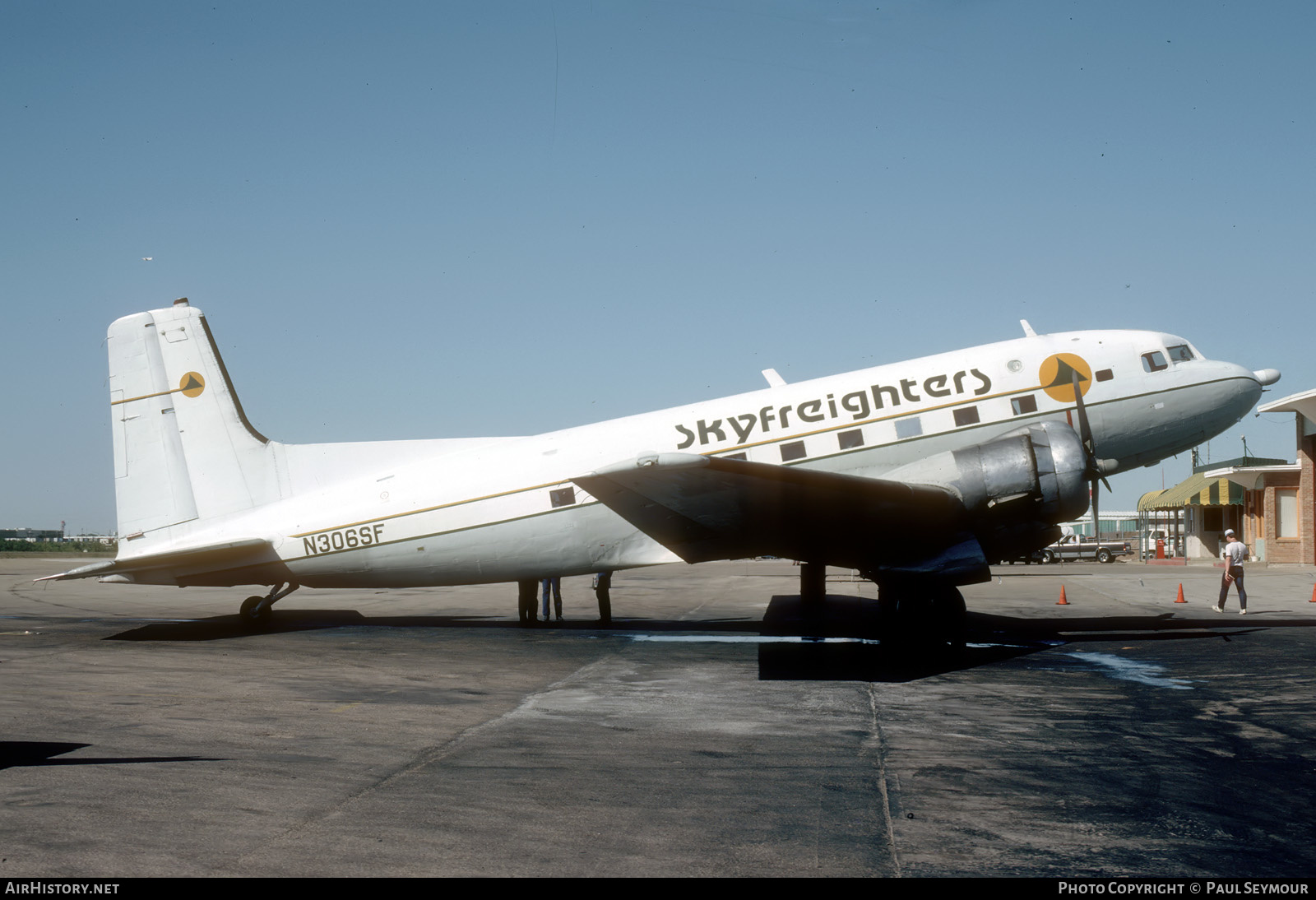 Aircraft Photo of N306SF | Douglas C-117D (DC-3S) | Skyfreighters | AirHistory.net #463275