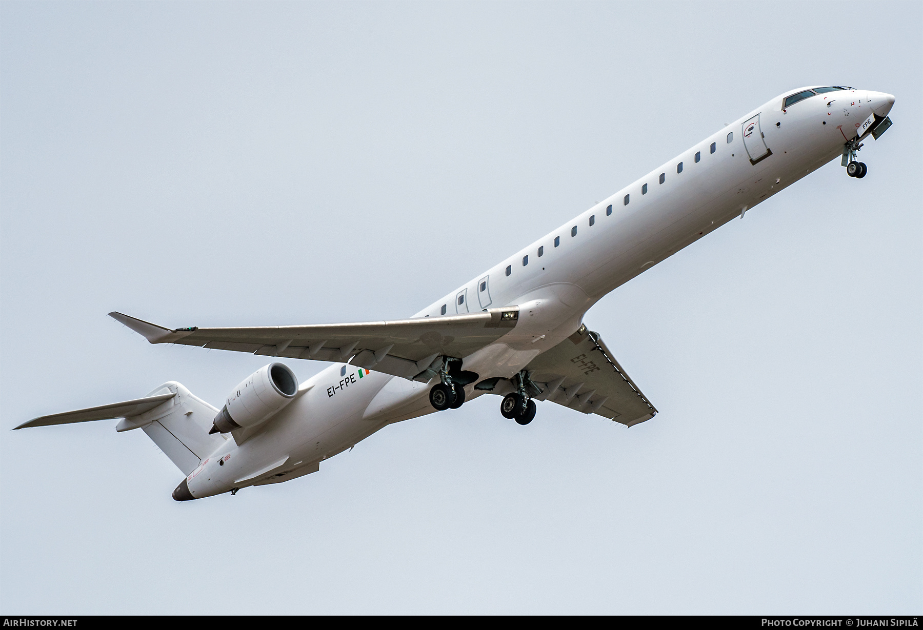 Aircraft Photo of EI-FPE | Bombardier CRJ-900LR (CL-600-2D24) | AirHistory.net #463342