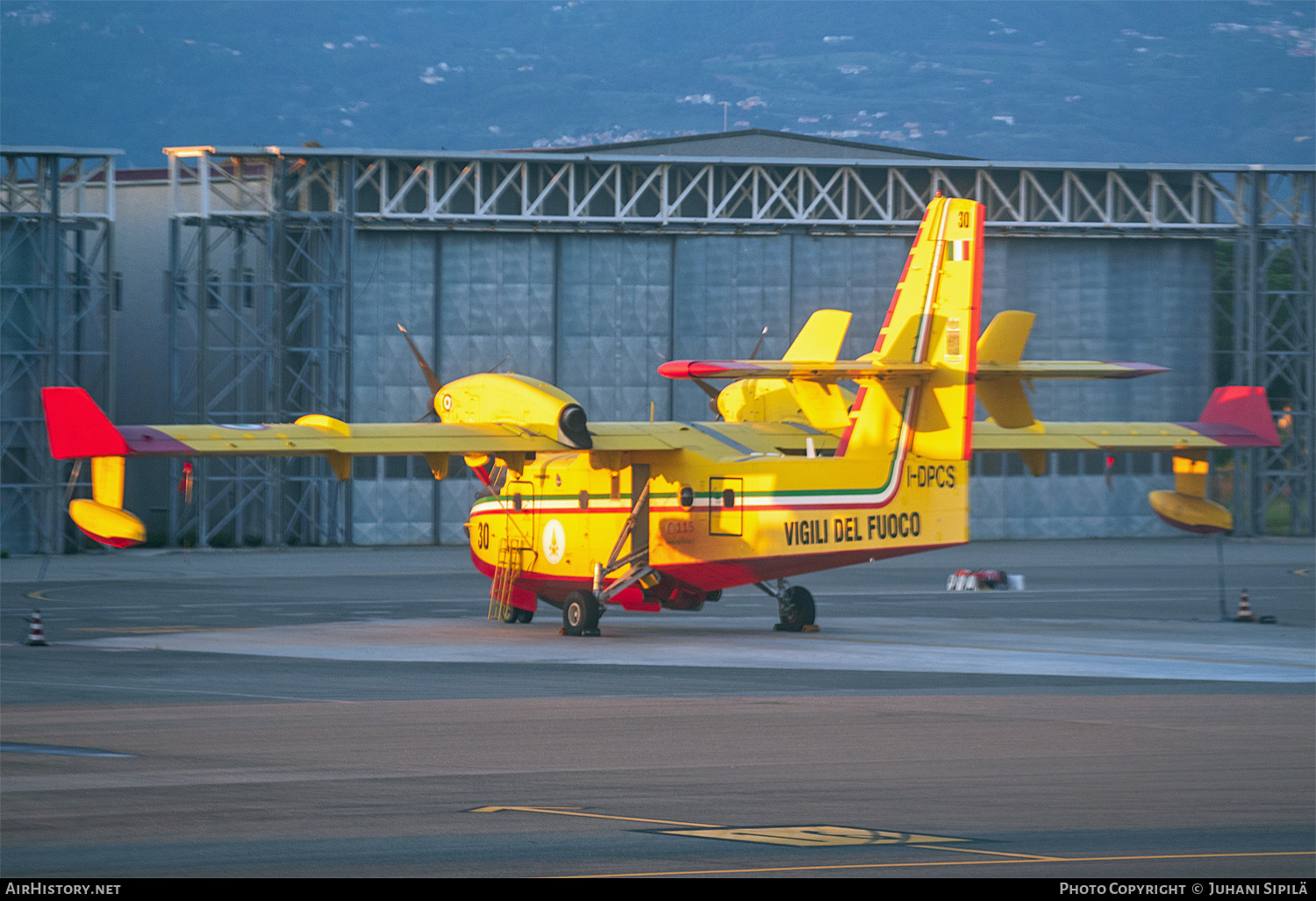 Aircraft Photo of I-DPCS | Bombardier CL-415 (CL-215-6B11) | Italy - Vigili del Fuoco | AirHistory.net #463363