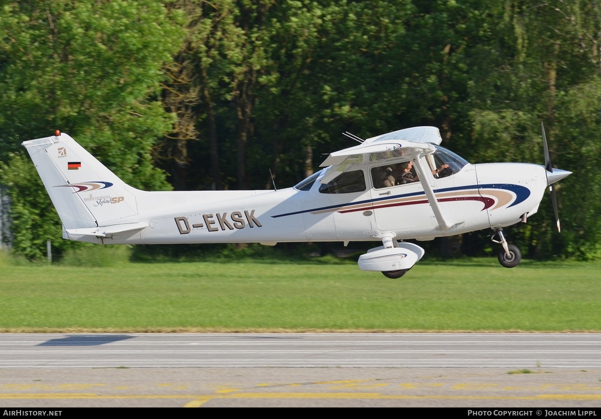 Aircraft Photo of D-EKSK | Cessna 172S Millennium Skyhawk SP | AirHistory.net #463473