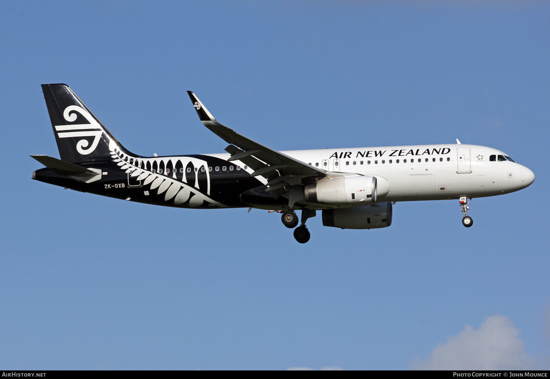 Aircraft Photo of ZK-OXA | Airbus A320-232 | Air New Zealand | AirHistory.net #463597