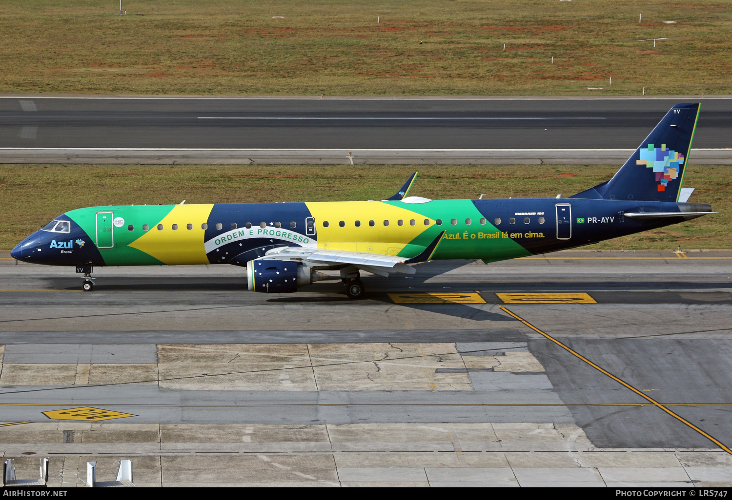 Aircraft Photo of PR-AYV | Embraer 195AR (ERJ-190-200IGW) | Azul Linhas Aéreas Brasileiras | AirHistory.net #463844