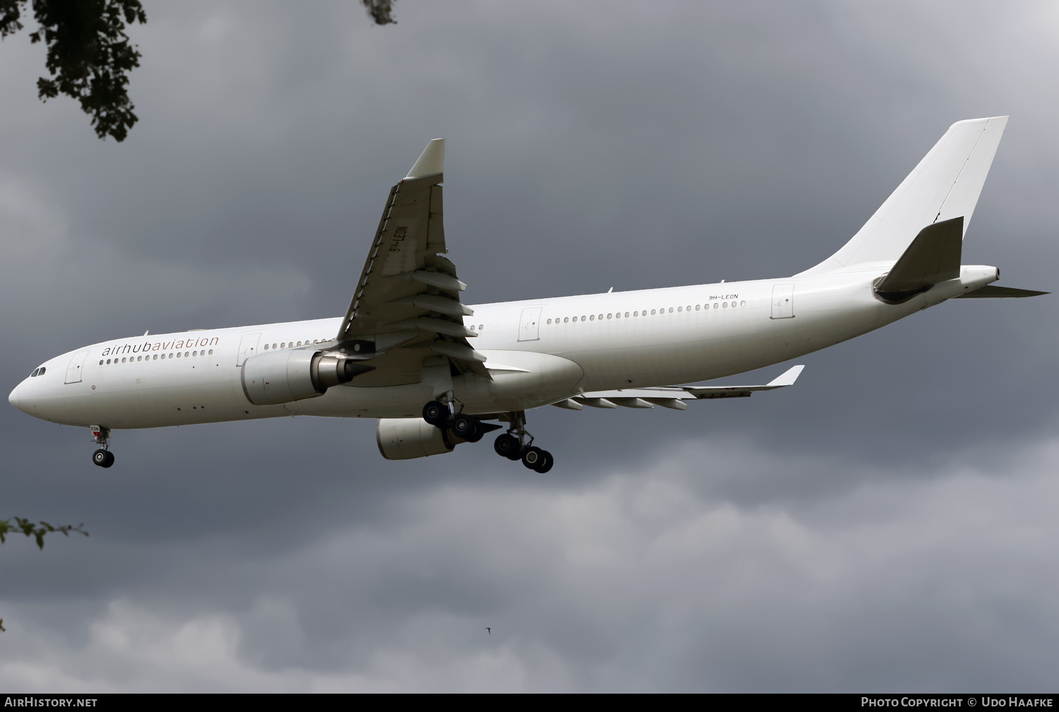 Aircraft Photo of 9H-LEON | Airbus A330-302 | Airhub Airlines | AirHistory.net #463933