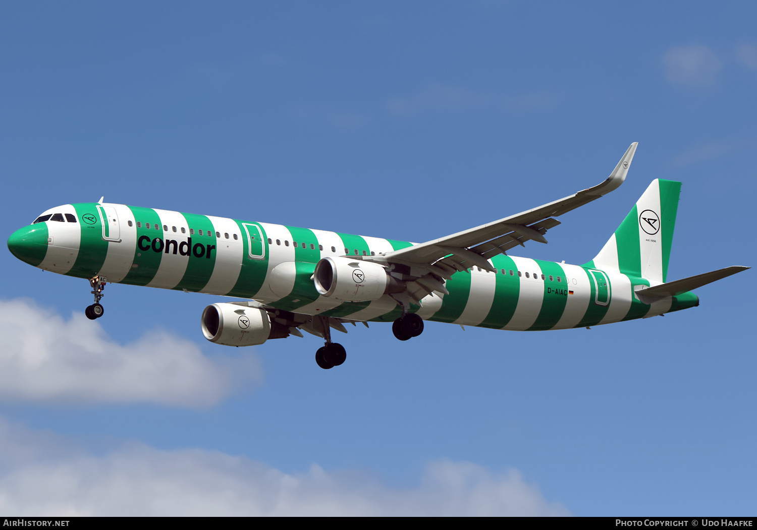 Aircraft Photo of D-AIAC | Airbus A321-211 | Condor Flugdienst | AirHistory.net #463940