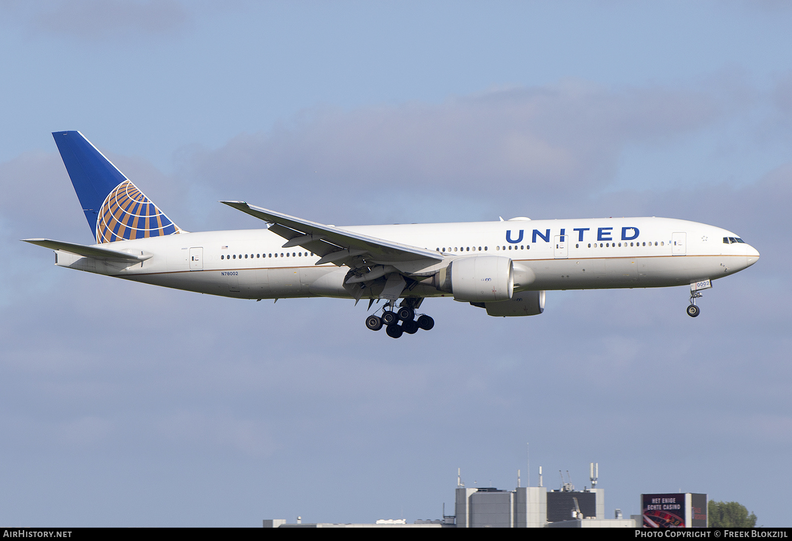 Aircraft Photo of N78002 | Boeing 777-224/ER | United Airlines | AirHistory.net #464013