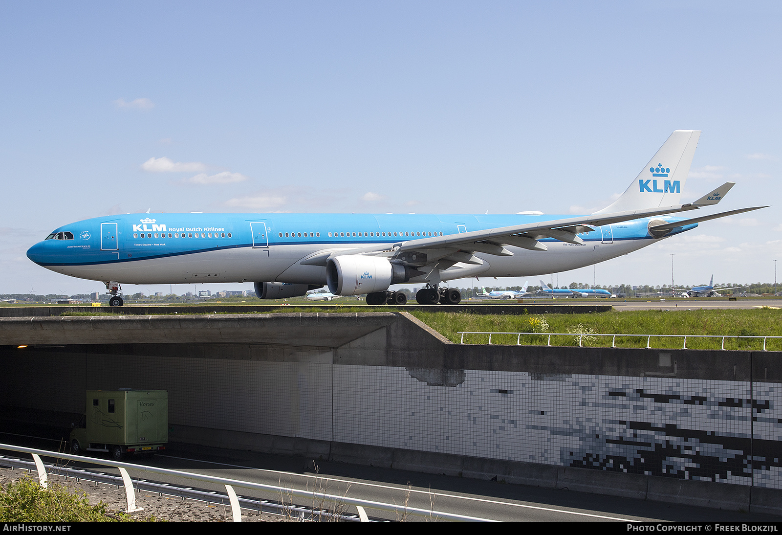 Aircraft Photo of PH-AKA | Airbus A330-303 | KLM - Royal Dutch Airlines | AirHistory.net #464037