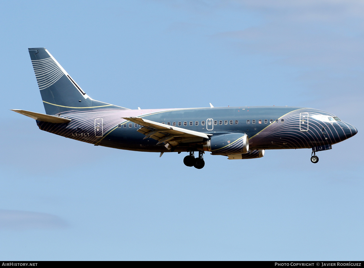 Aircraft Photo of LY-FLT | Boeing 737-522 | AirHistory.net #464062