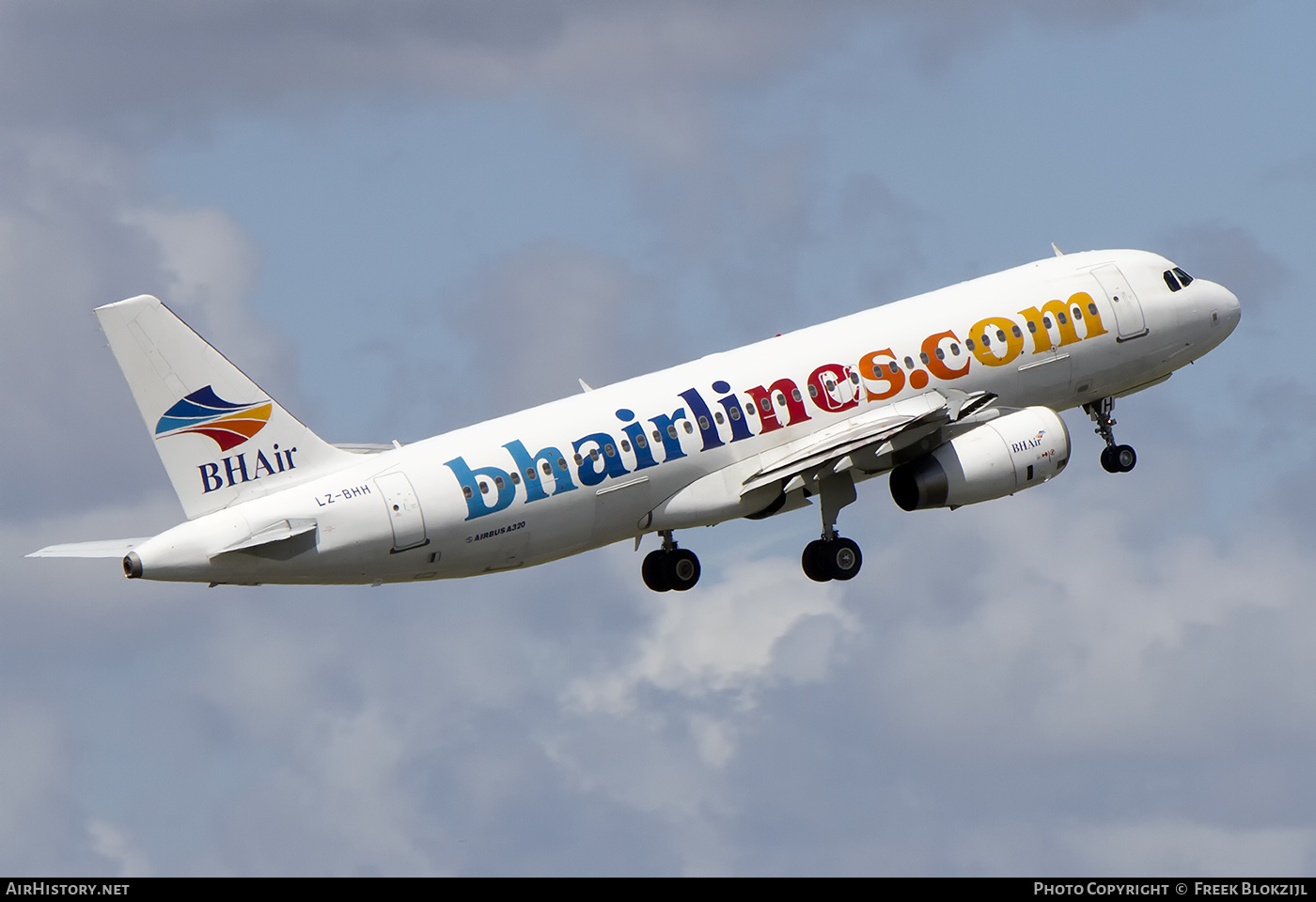 Aircraft Photo of LZ-BHH | Airbus A320-232 | Balkan Holidays Air - BH Air | AirHistory.net #464089
