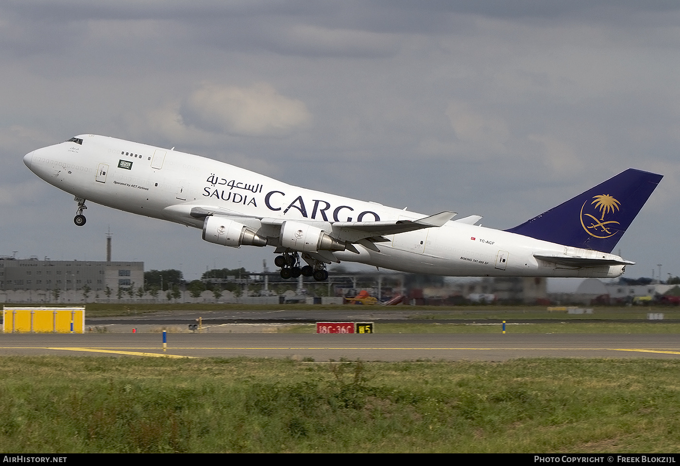 Aircraft Photo of TC-ACF | Boeing 747-481(BDSF) | Saudia - Saudi Arabian Airlines Cargo | AirHistory.net #464090