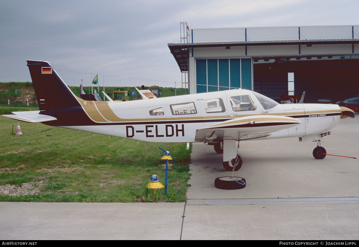 Aircraft Photo of D-ELDH | Piper PA-32R-300 Lance | AirHistory.net #464135
