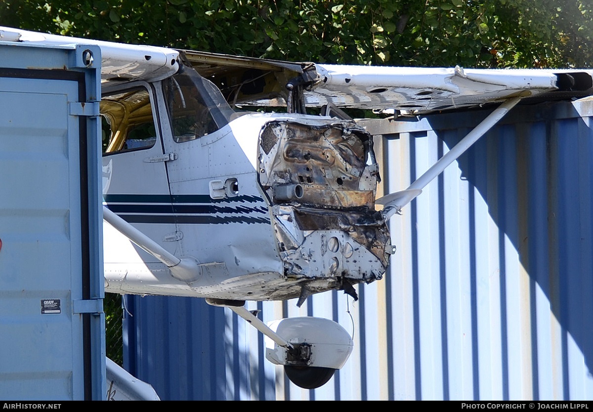 Aircraft Photo of D-EMUT | Cessna 172R Skyhawk | AirHistory.net #464186