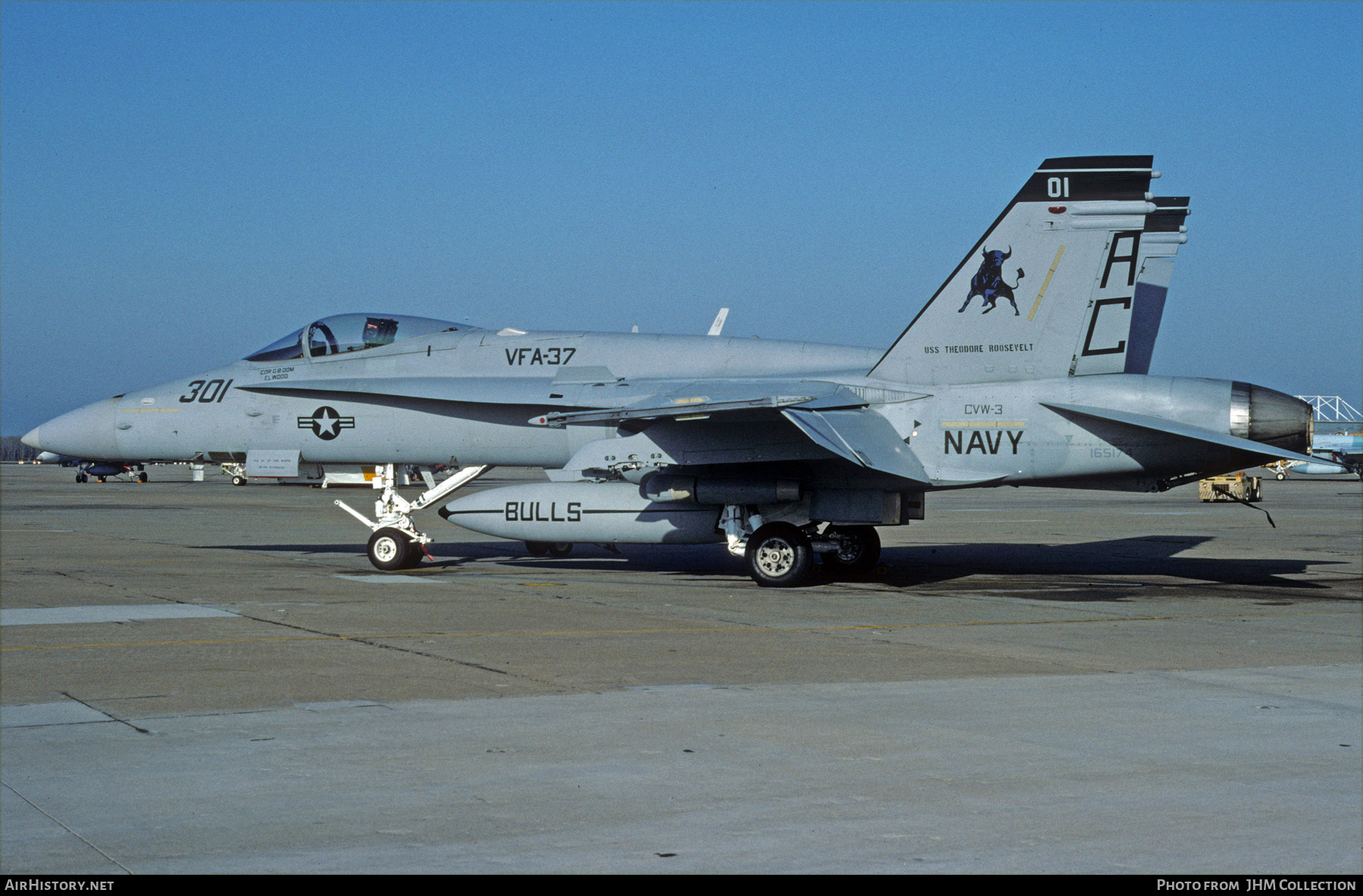 Aircraft Photo of 165174 | McDonnell Douglas F/A-18C Hornet | USA - Navy | AirHistory.net #464195